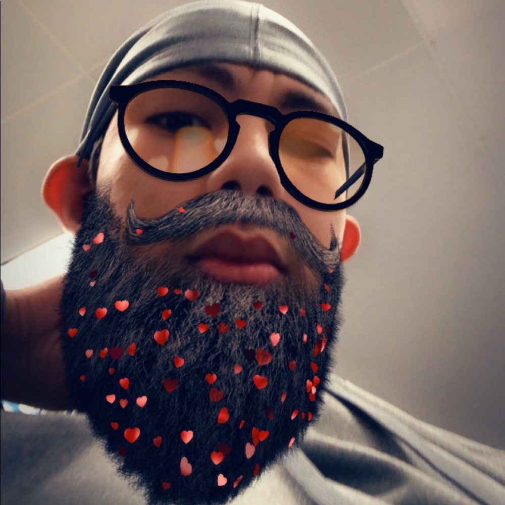 Meet your Posher, Carlos